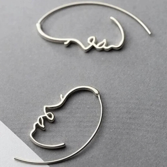 925 Sterling Silver Abstract Face Earrings Face Hoop Earrings Gold or Silver - Picture 3 of 5